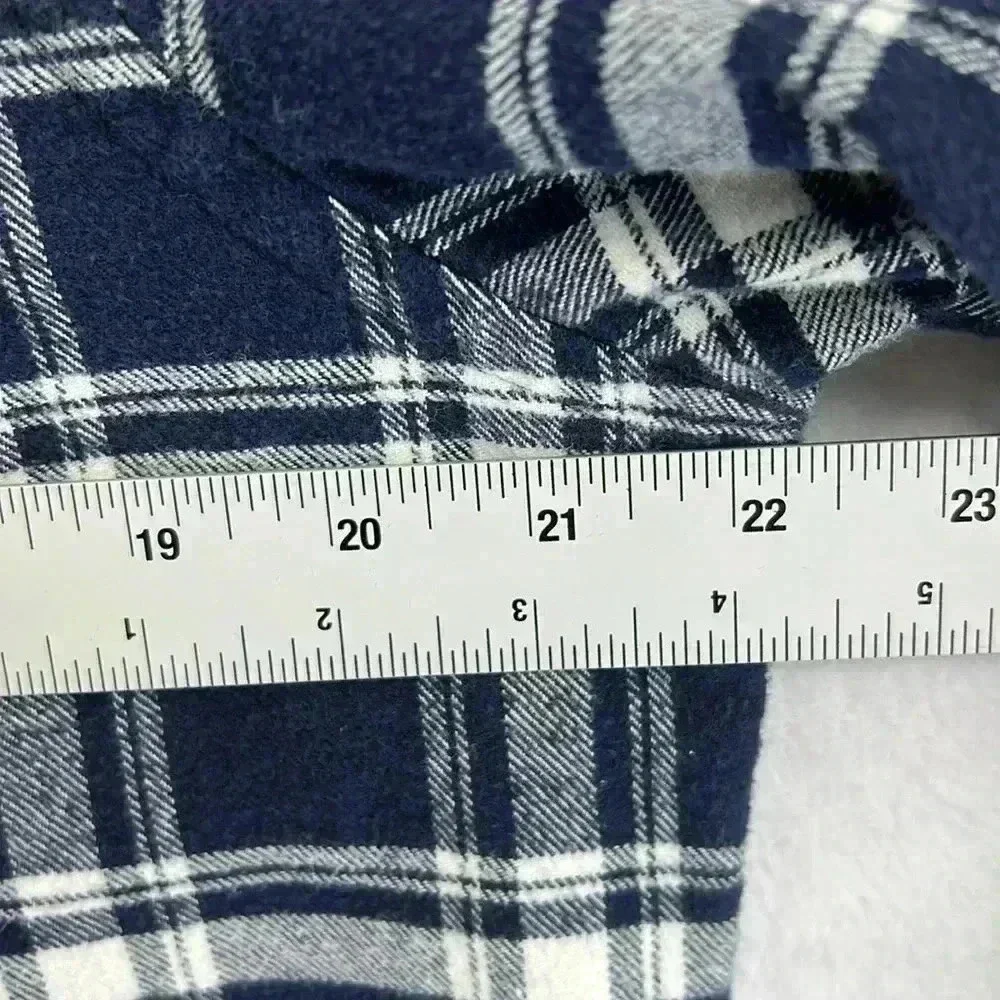 Banana Republic Men’s Flannel Shirt Size L Navy/White Plaid Button-down Cotton
